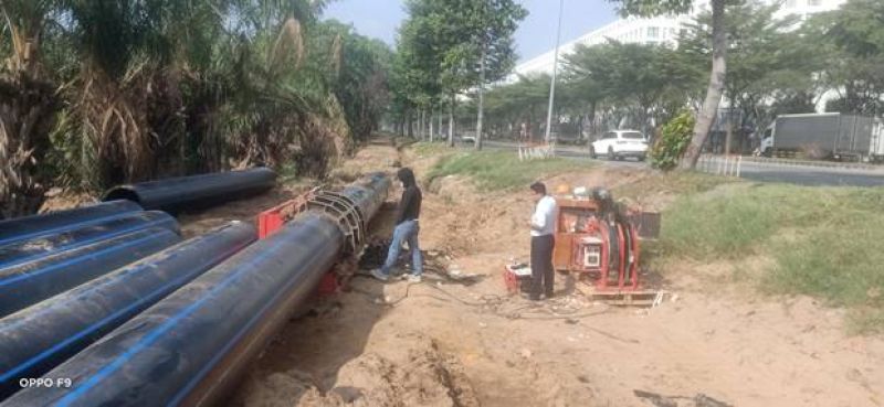 CONSTRUCTION OF HDPE OD1000 PIPES ON NGUYEN VAN QUI STREET, HCMC